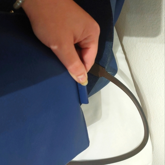 Givenchy Antigone Shopper tote with pouch - Picture 14 of 16